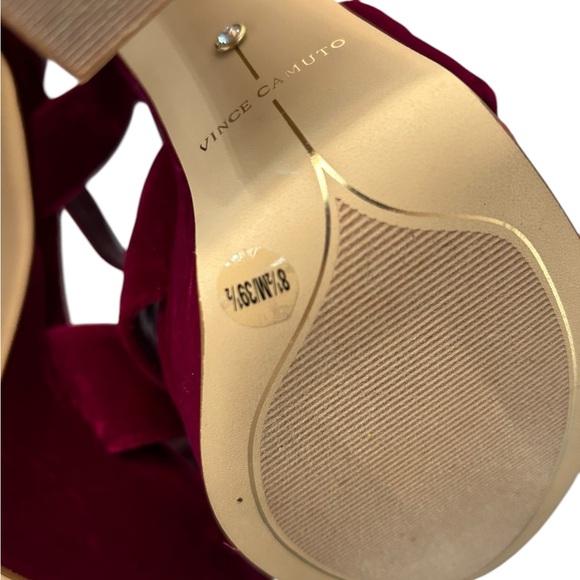 Vince Camuto Velvet platform magenta dress sandals new 8.5 retro 70’s - Picture 6 of 9